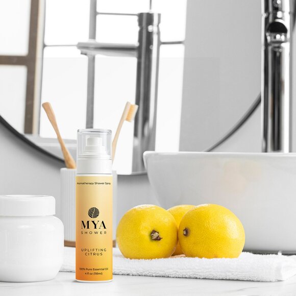 Uplifiting Citrus Aromatherapy Shower Mist Spray - Picture 5 of 7